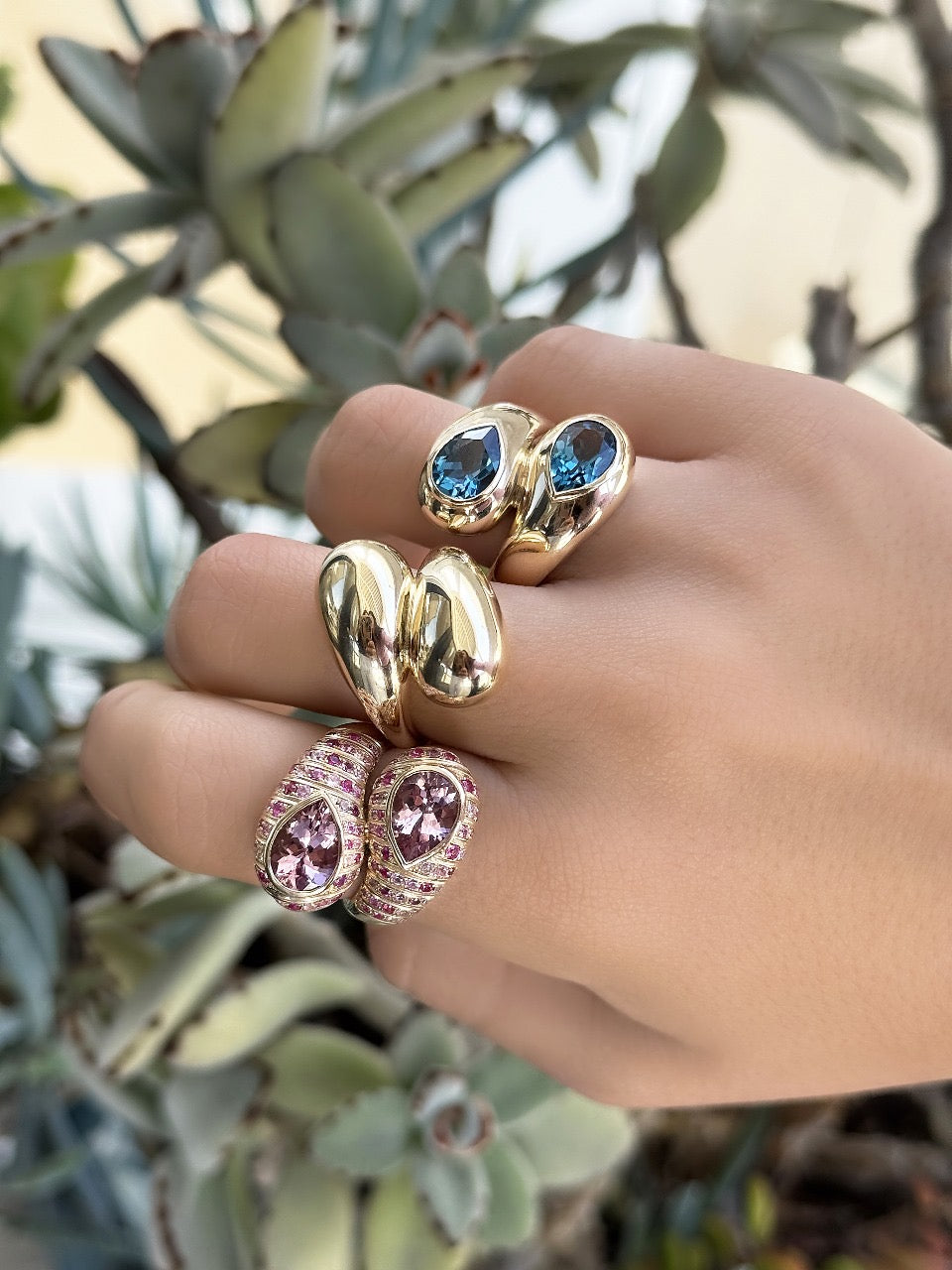Sig Ward Jewelry 14K YG Morganite and Pink Sapphire Moi et Toi Ring featuring a romantic pairing of morganite and pink sapphire gemstones set in luxurious yellow gold for an elegant and timeless jewelry design.