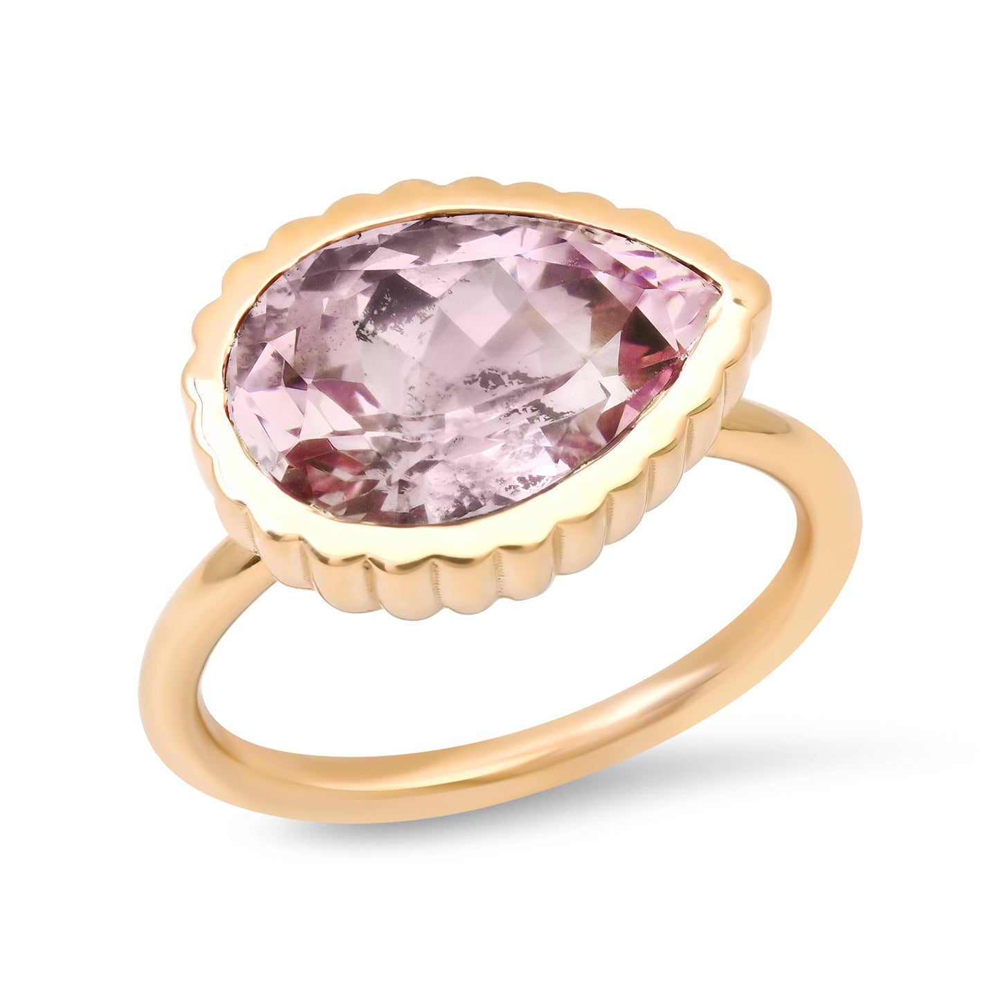 Sig Ward Jewelry 14K YG Ceylon Padparadscha Sapphire Omega Ring front view featuring a Ceylon Padparadscha sapphire in a sleek yellow gold Omega setting.