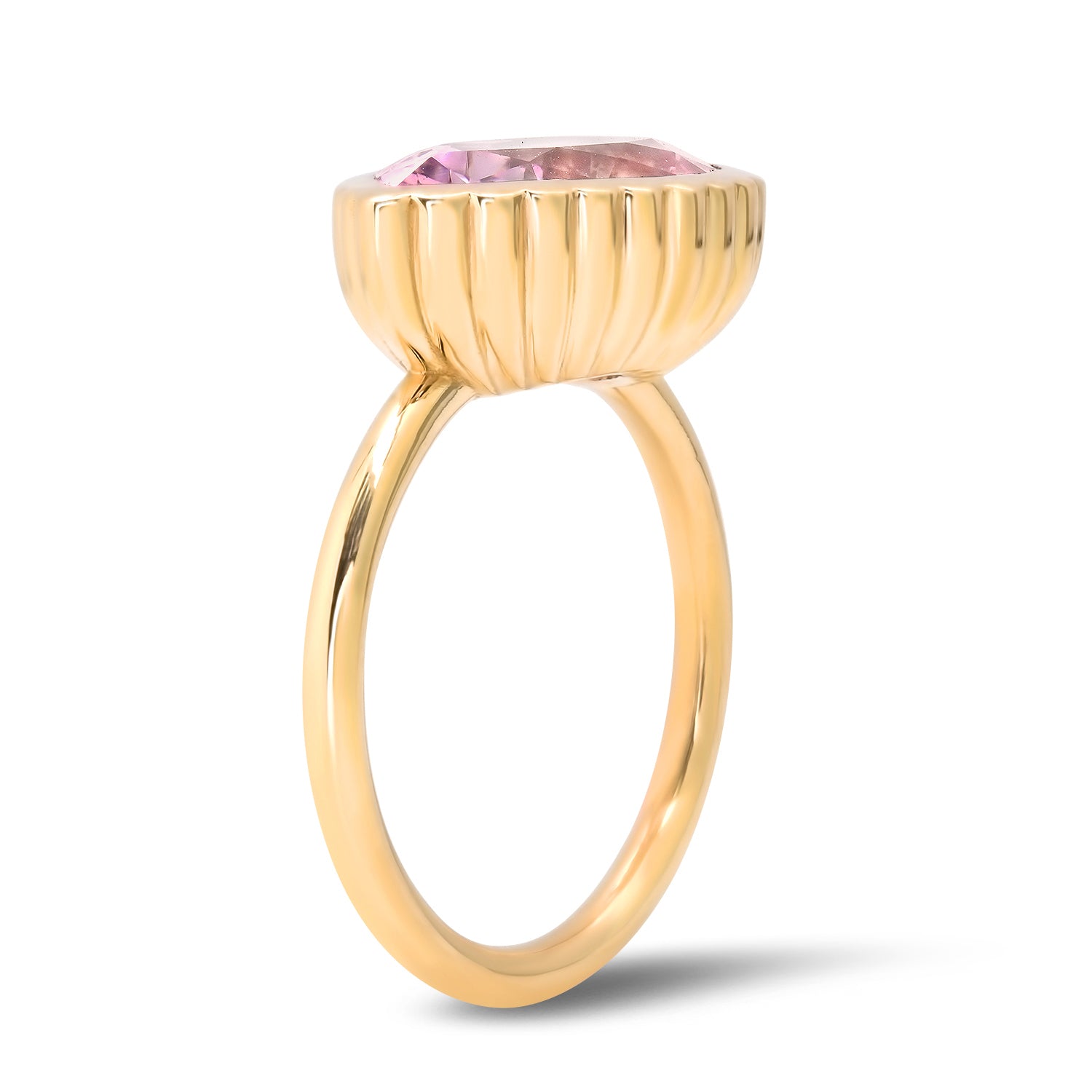 Sig Ward Jewelry 14K YG Ceylon Padparadscha Sapphire Omega Ring side view featuring a Ceylon Padparadscha sapphire in a sleek yellow gold Omega setting.