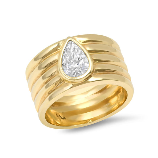 Side view of the Sig Ward Jewelry 14K Yellow Gold Romy Pear Shape Cigar Band showcasing a polished 14K yellow gold cigar band with an elegant pear-shaped design and a bold, modern silhouette.