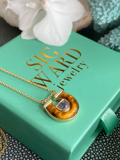 Sig Ward Jewelry Lifestyle on model
