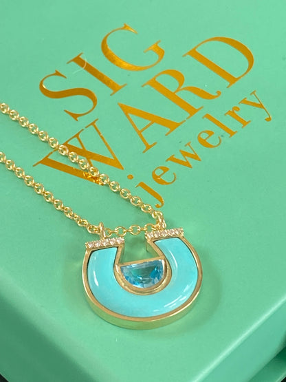 Sig Ward Jewelry Lifestyle on model