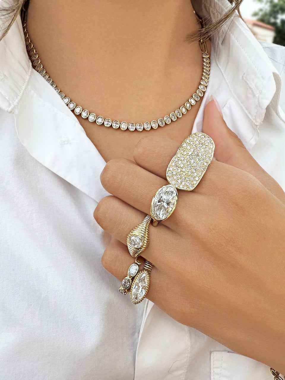 14K Oval Diamond Disc Ring