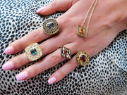 18K YG Garnet Zebra Enamel Ring